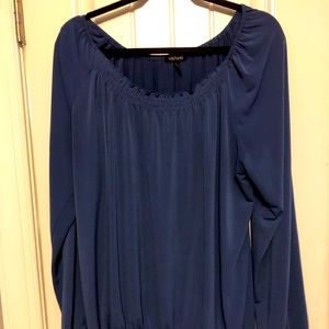 Daisy Fuentes blue top
